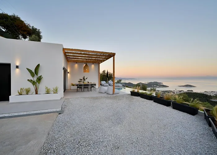 Etherial View * Σκιάθος Πόλη